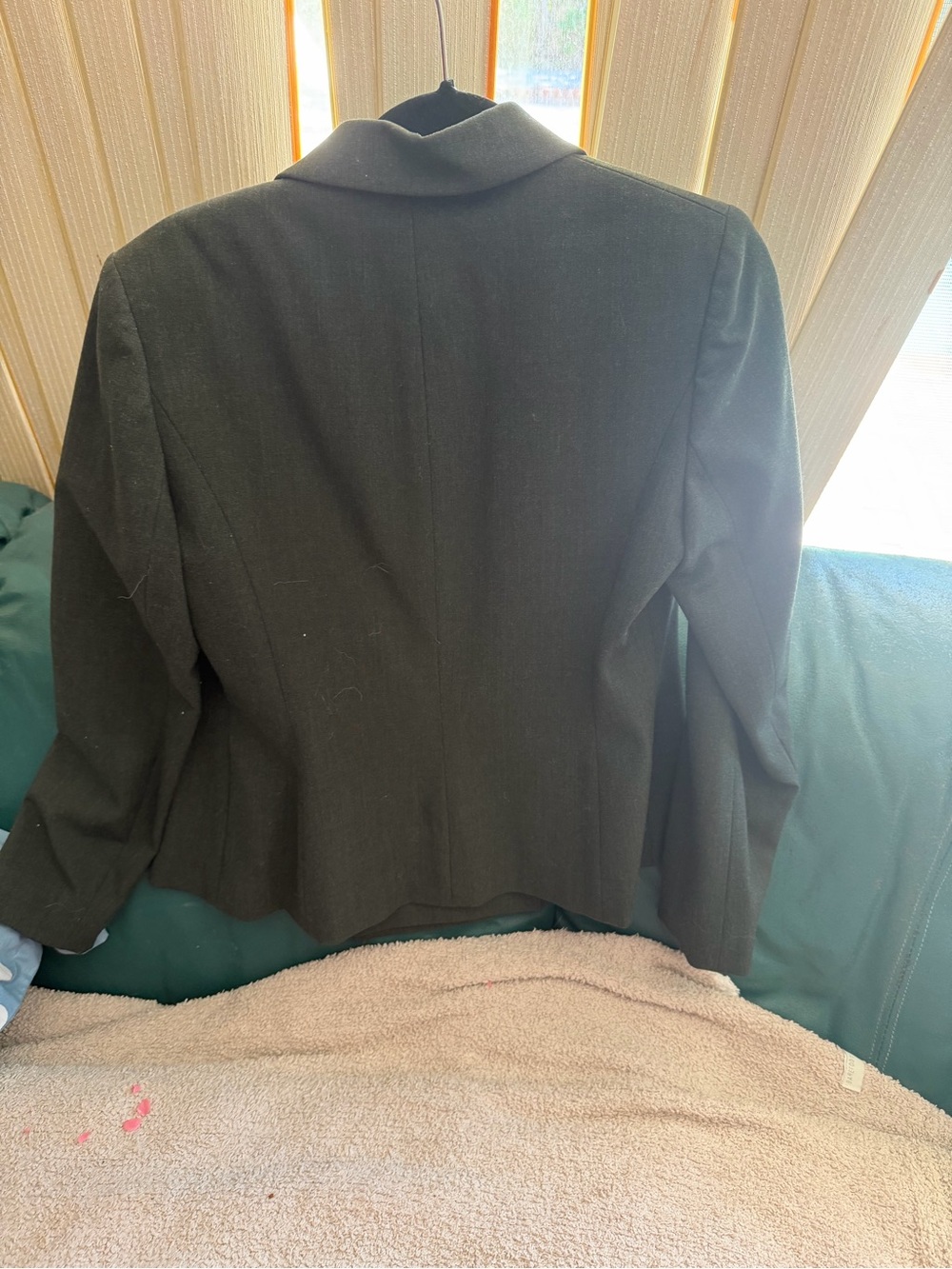 Ann Taylor Blazer Jacket olive color. Beautiful suit.